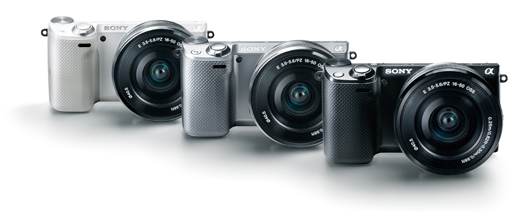 NEX-5T 特長 : 極限まで小さく、軽く | デジタル一眼カメラα（アルファ