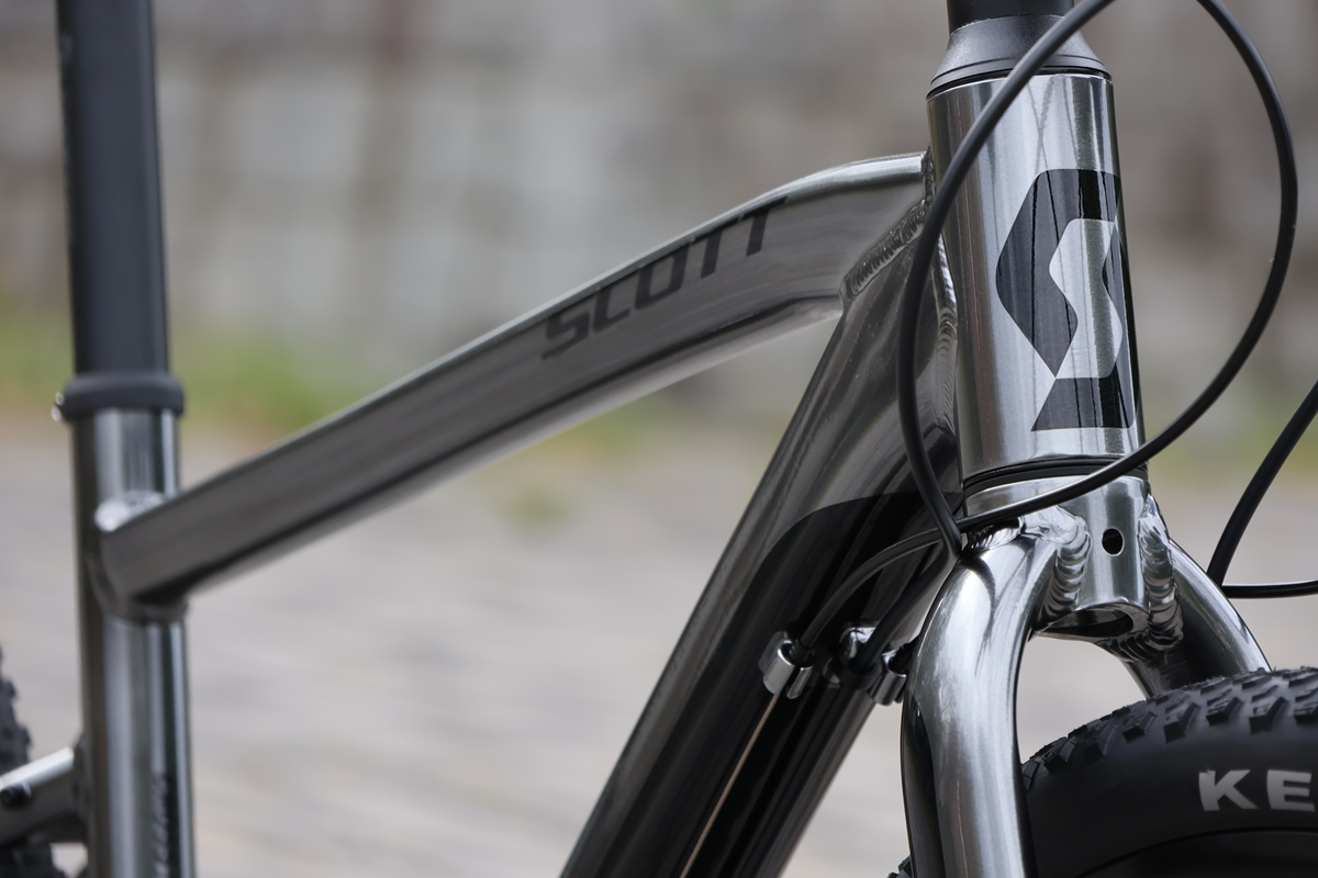 2025 SUB Cross J1 SILVER CHROME｜株式会社スコットジャパン（公式