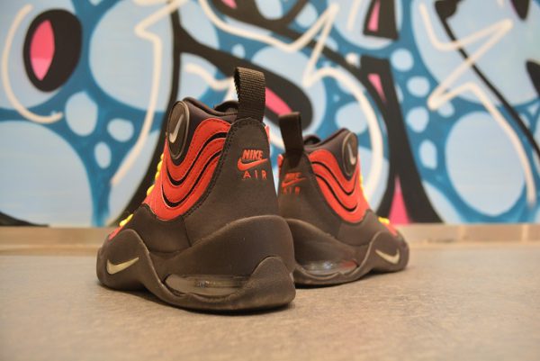 曰く付きのあの名作バスケットシューズが入荷です！NIKE AIR BAKIN