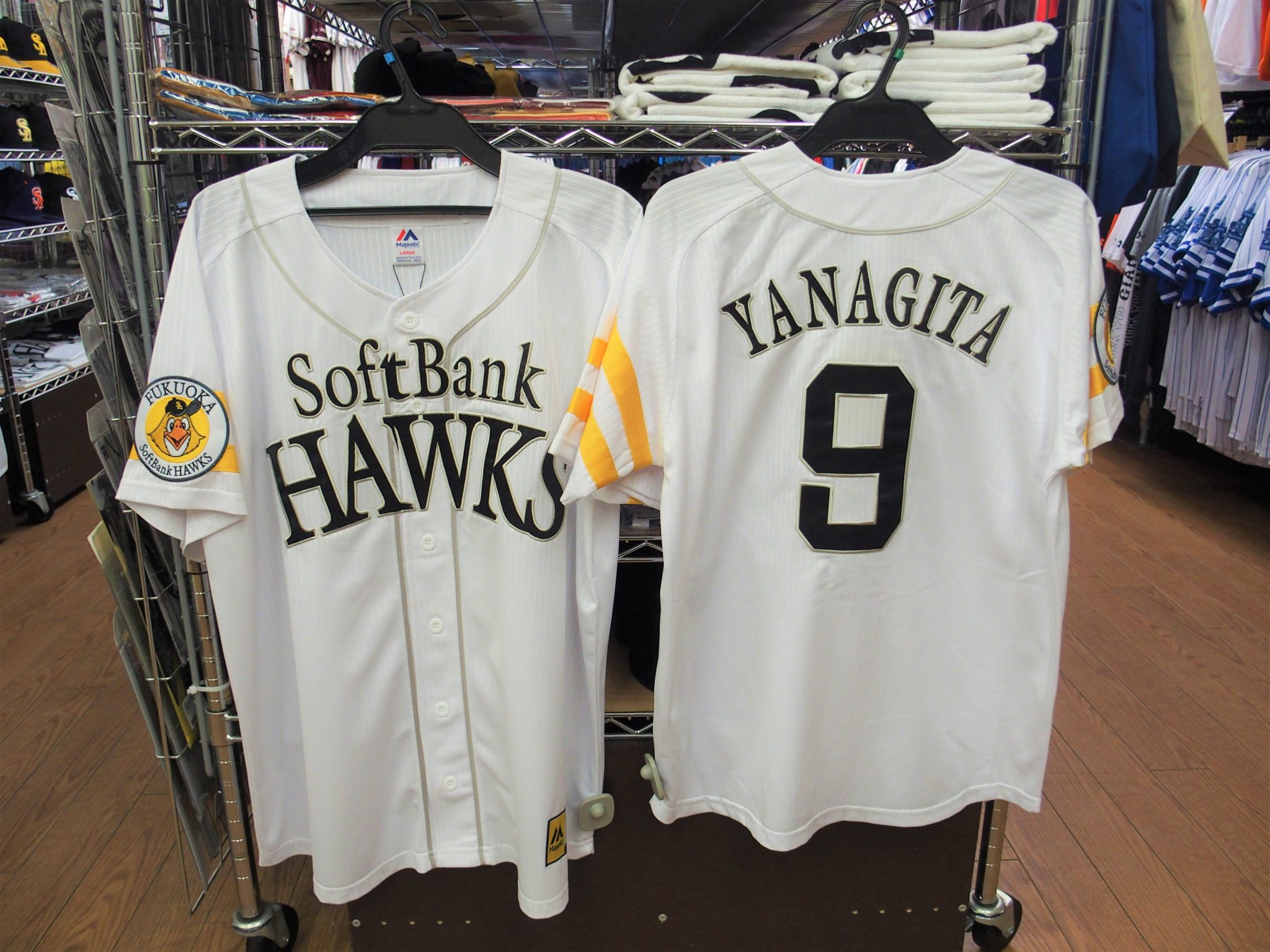 ソフトバンクホークス柳田選手！ 通算1000本安打達成！ - 新宿店 野球