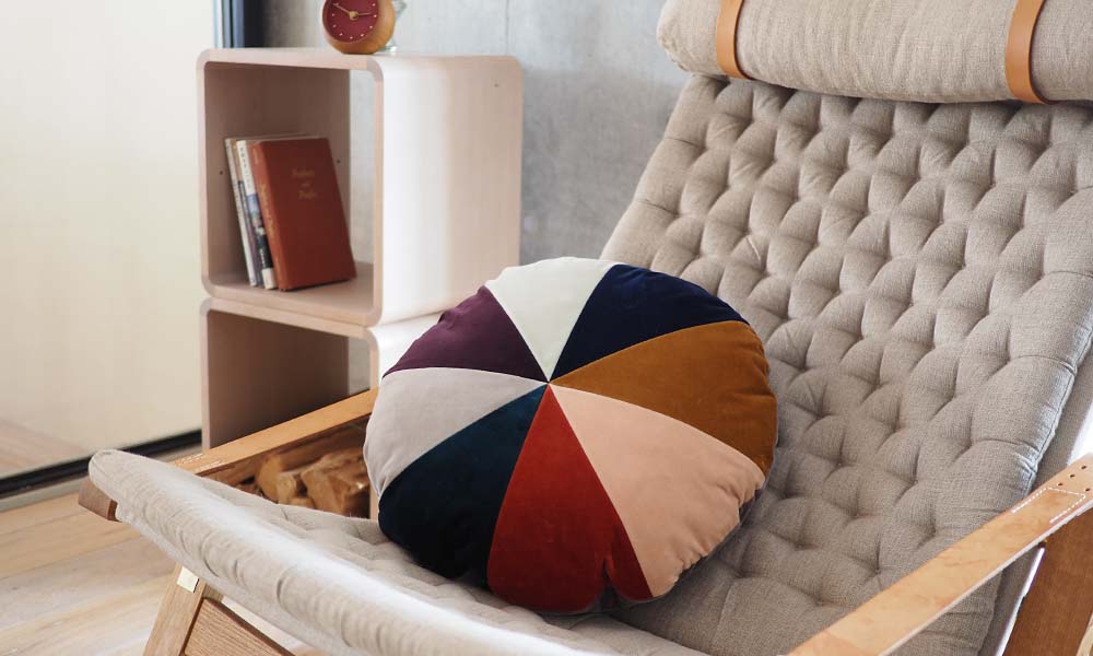 ベルベットクッション スキ 40×40cm #2 / マルチChristina Lundsteen