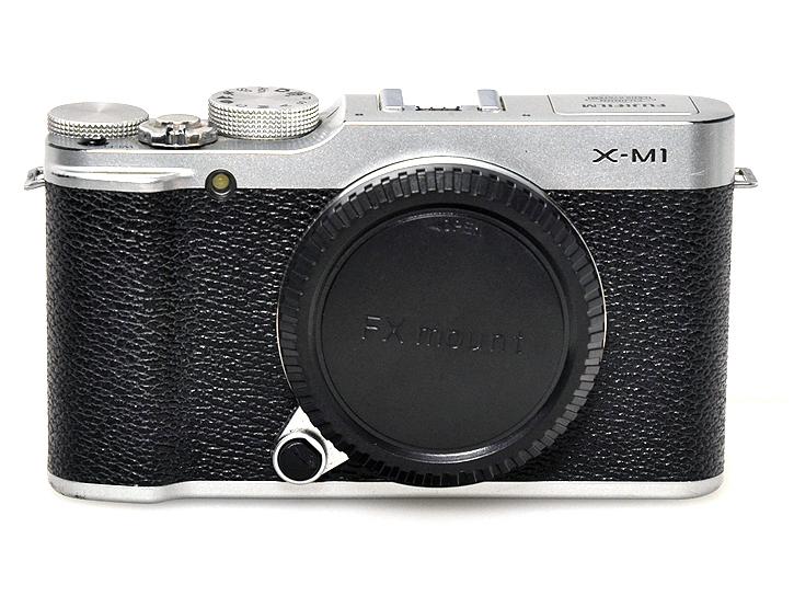 ジャンク品)Fujifilm X-A5 ミラーレスカメラ 15-45mmレンズ ジャンク品