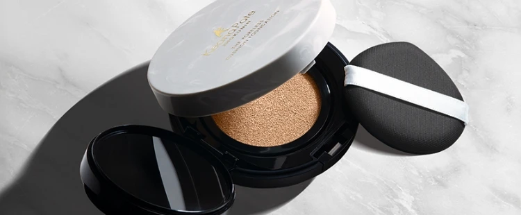 ポアレス クッションファンデーション｜毛穴パテ職人｜SANA（サナ）