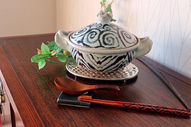稲葉直人 土鍋 青白釉唐草土鍋 一人用 山帰来～日々のくらし