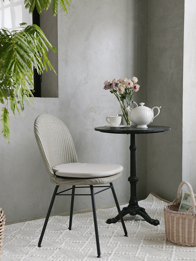 40%OFF》Vincent SheppardダイニングチェアYANNレッグブラックスチール