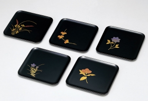 銘々皿お皿-【手描き蒔絵・磨き蒔絵】四季絵変り 銘々皿［5枚］ | 越前