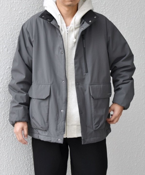 SHIPS any:〈撥水/防風等〉多機能 中綿 2トーン スタンド ブルゾン