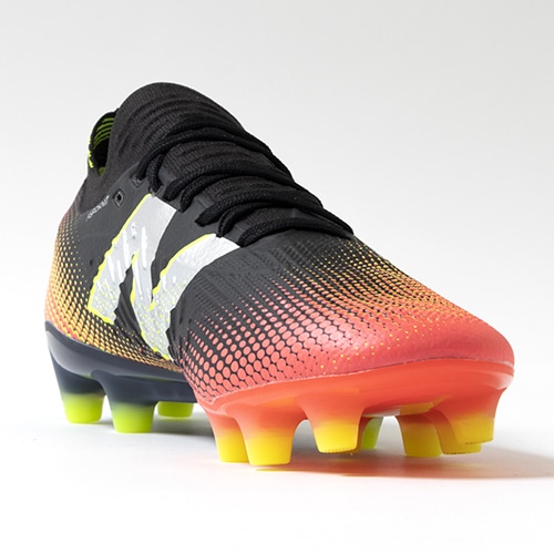 Tekela v4+ Pro HG（2Eモデル）／サッカーショップKAMO