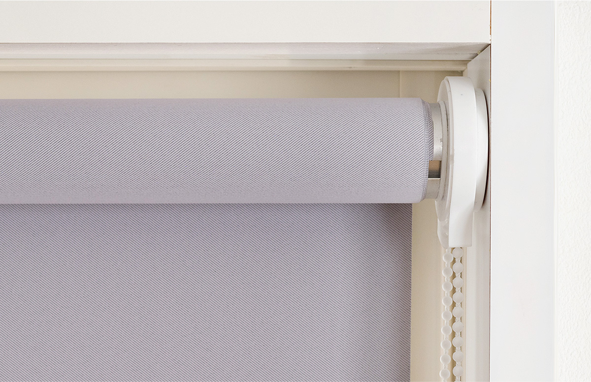 突っ張り式】ロールスクリーン 防炎・遮光2級「ROLY PROP」サイズ