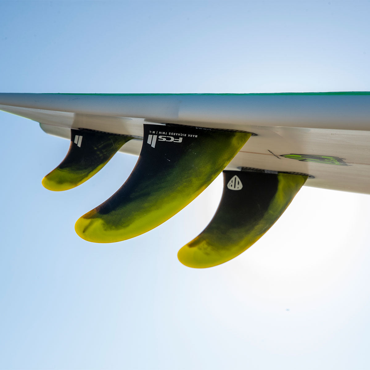 FCS II Mark Richards Twin + Stabiliser Fins - FCS - FCS US