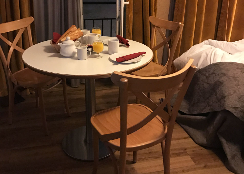 トーネット社（Thonet）とは【パディントン】アンティークの知りたい