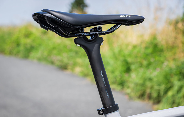 バイクの軽量化や快適性向上にカーボンシートポスト【SP-C001】 - P&P