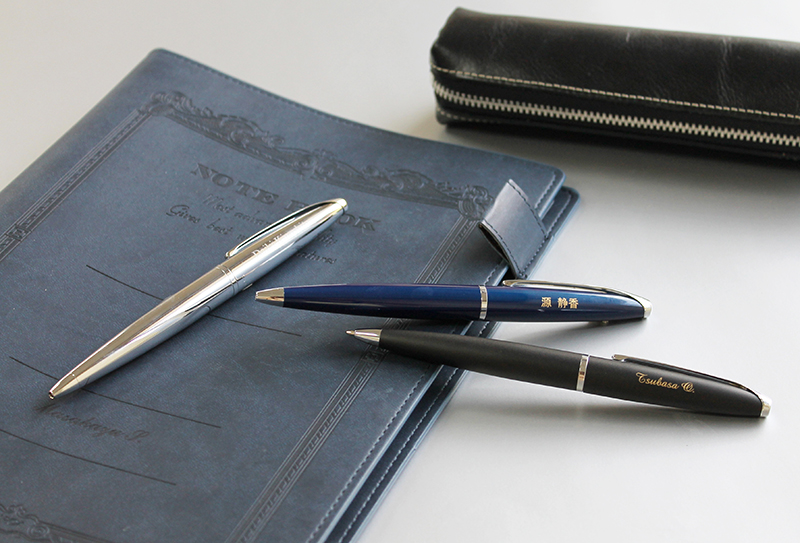 ミニマリスト必見。究極の曲線美！！CROSS ATX ボールペン | PARCELAブログ