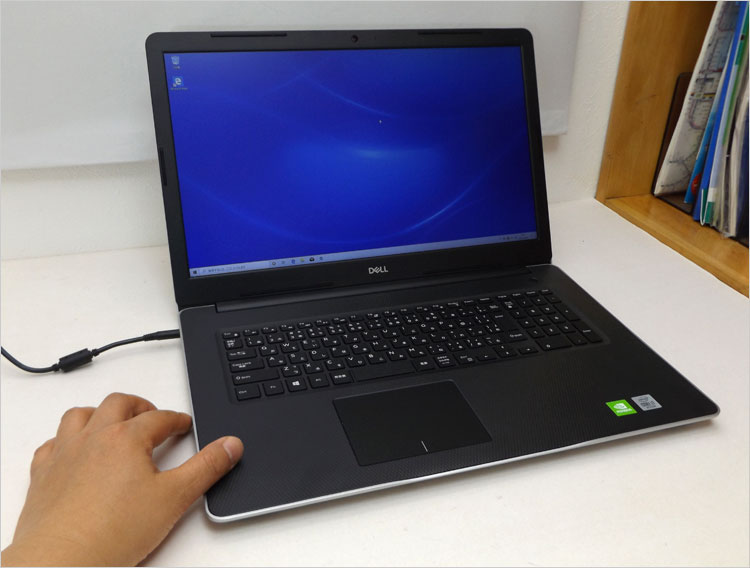 光学ドライブも搭載、Inspiron 17 3000（3793）レビュー GeForce MX230