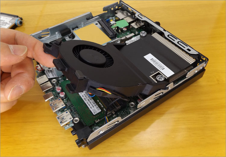 HP EliteDesk 800 G2 DM （Skylake設計モデル）レビュー