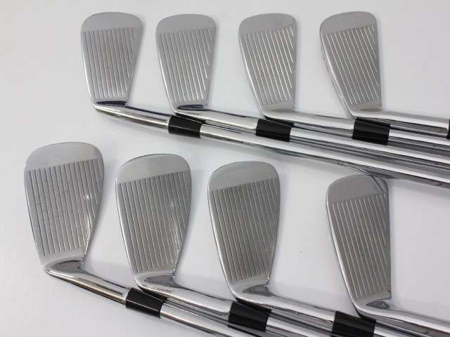 スタッフ ツアーブレード 75周年記念モデル ウィルソン(Wilson