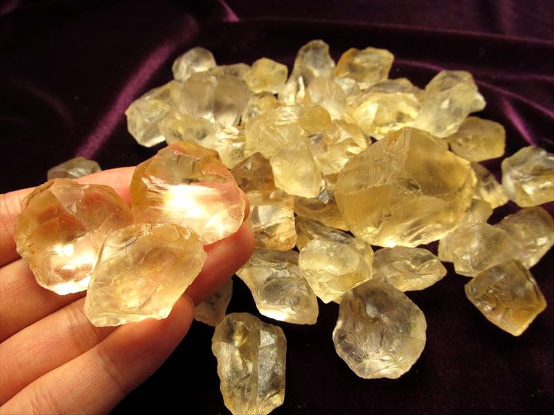 ◇希少！シトリン原石◇人気の大粒◇ブラジル産◇500グラム1400円