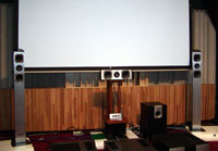 JBLよりスリムタワースピーカーの新モデル「TZ-2」が登場！ - PHILE WEB