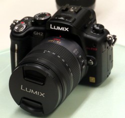 パナソニック、“LUMIX”「DMC-GH2」を24Mbps動画撮影対応にアップデート