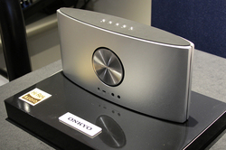 オンキヨー、USBからのハイレゾ再生もできる「X9」などポータブル