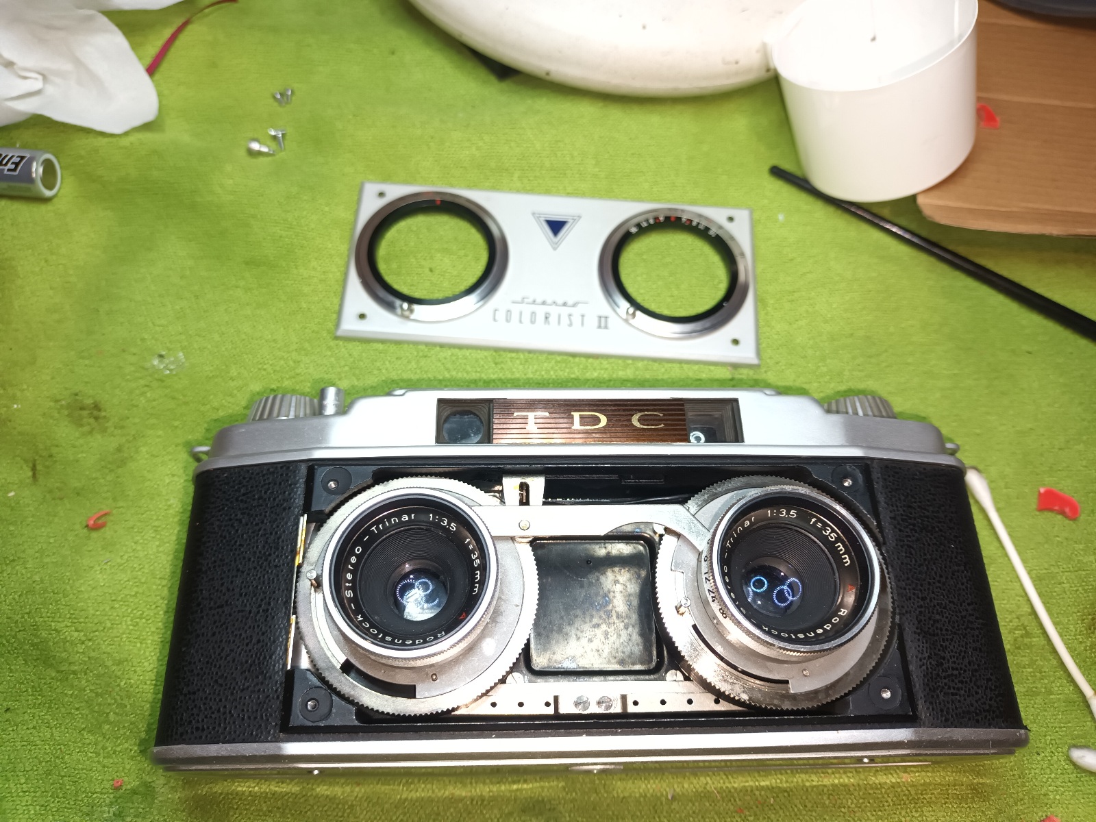 TDC Stereo Colorist II sticky shutter. | Photrio.com Photography