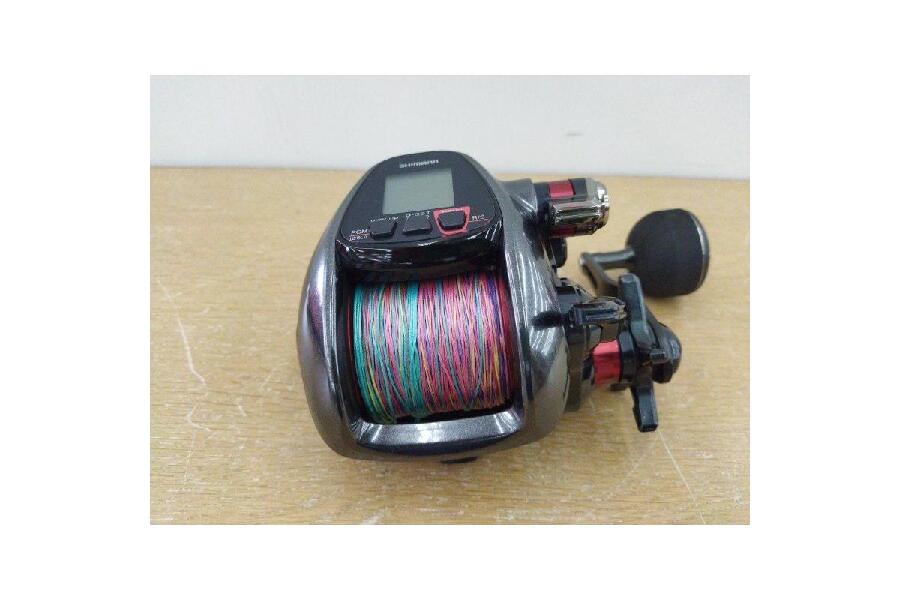 SHIMANO 電動リール 03980 18PLAYS 3000XP 巻上距離17Km 使用時間47.5