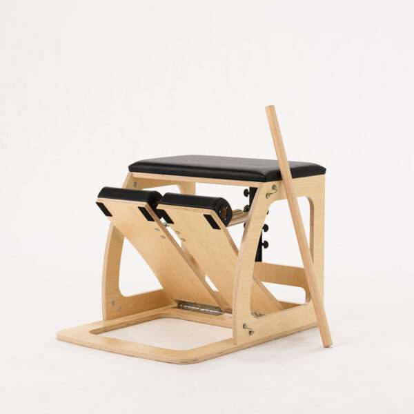 ピラティス専用マシン「チェア」の魅力と効果を徹底解説｜Pilafit