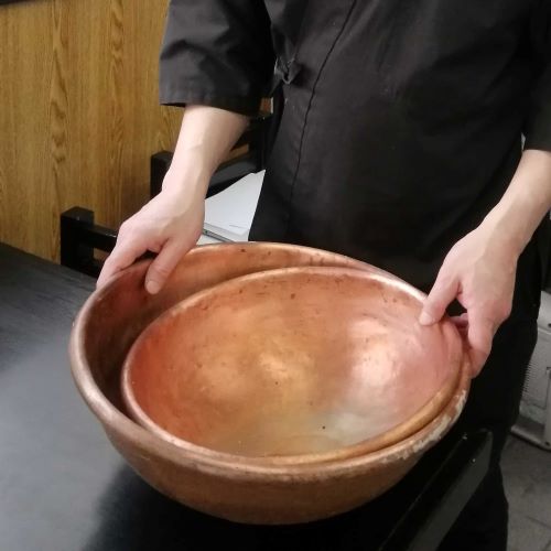 あんこ作りがお店の味に。銅鍋に新商品が加わりました！ – プロ