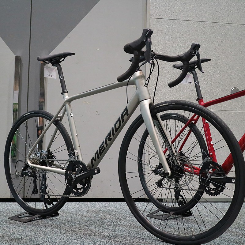 MERIDA（メリダ） 2019年モデル SCULTURA DISC200 （スカルチュラ