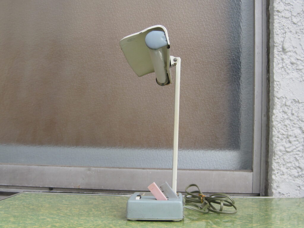 商品NO、S-133 ナショナル蛍光灯スタンド ￥6,000 | 骨董＆リサイクル