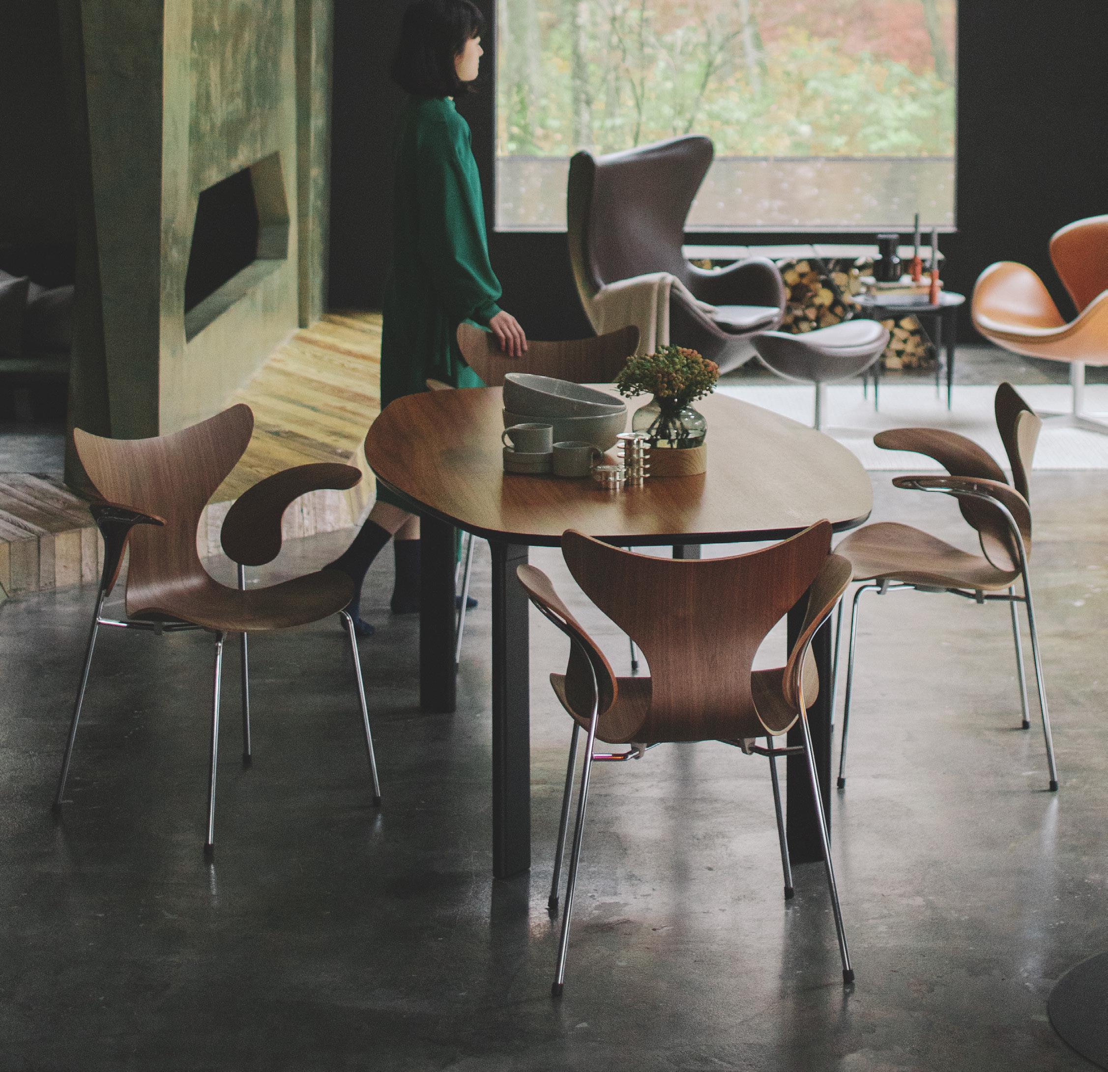 LILY™ リリーチェア 50周年アニバーサリーモデル – フリッツ・ハンセン