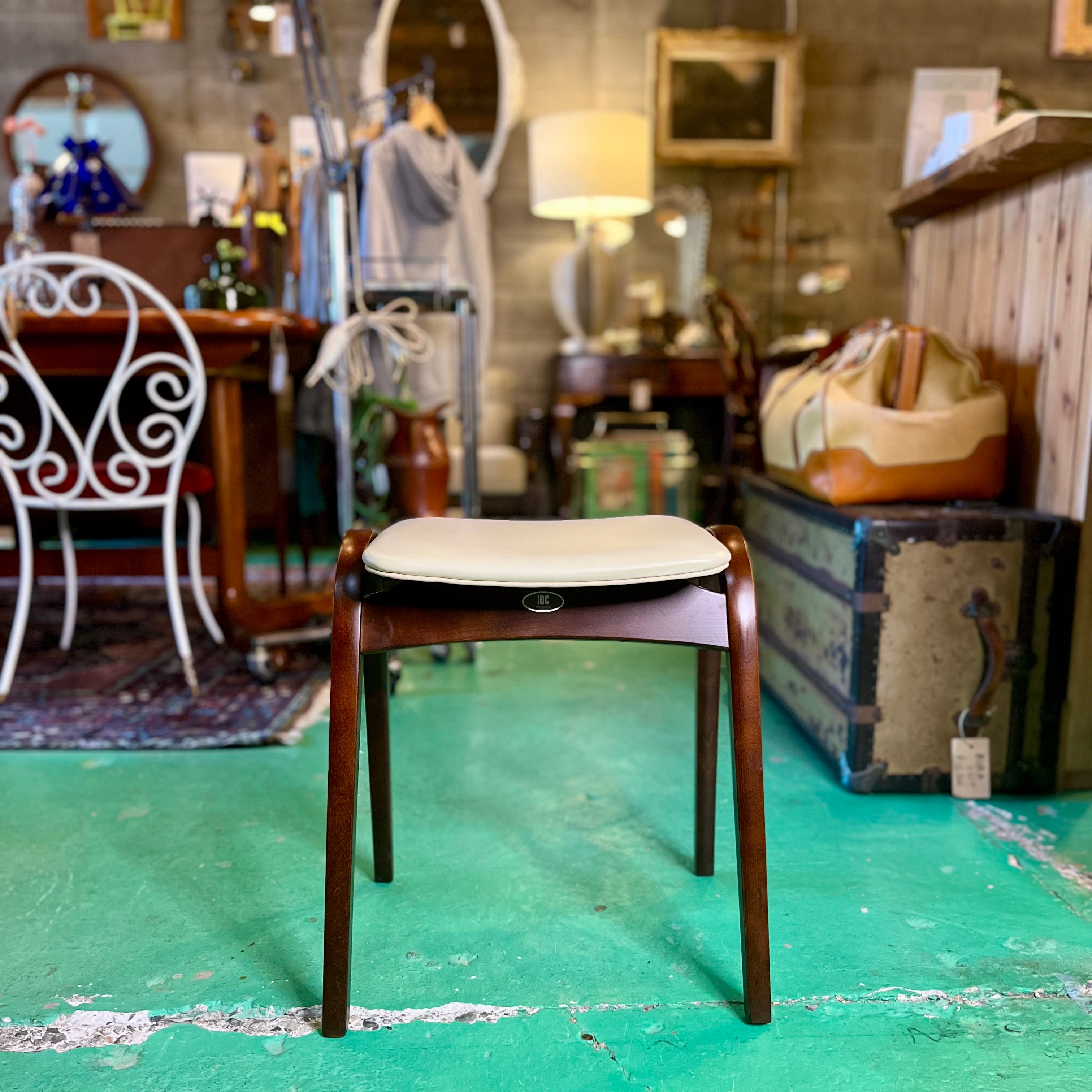 秋田木工 No.202 スタッキングスツール 剣持勇 コンパクトチェア 中古