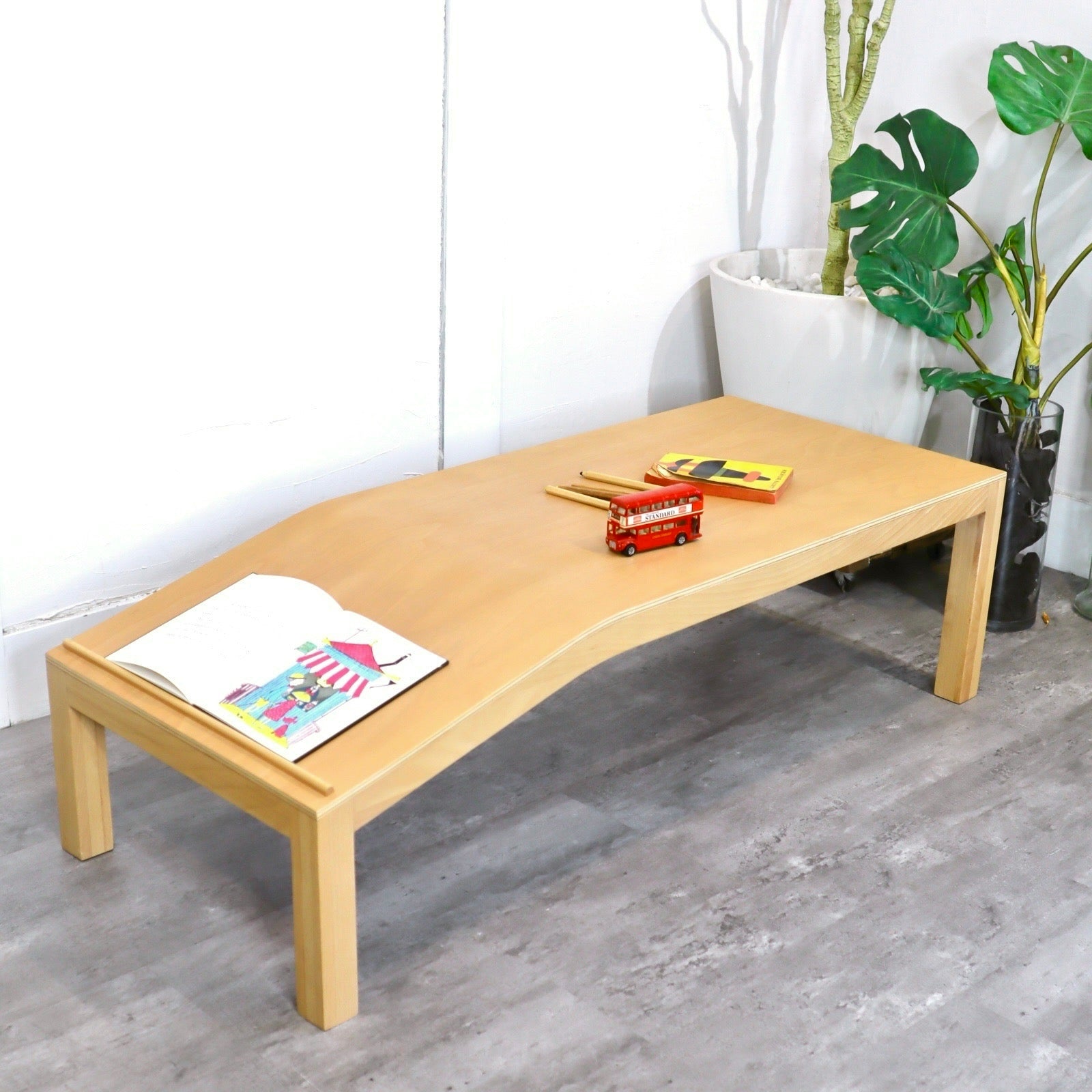 アクタス / ACTUS エホンななめテーブル ローテーブル 展示品 中古