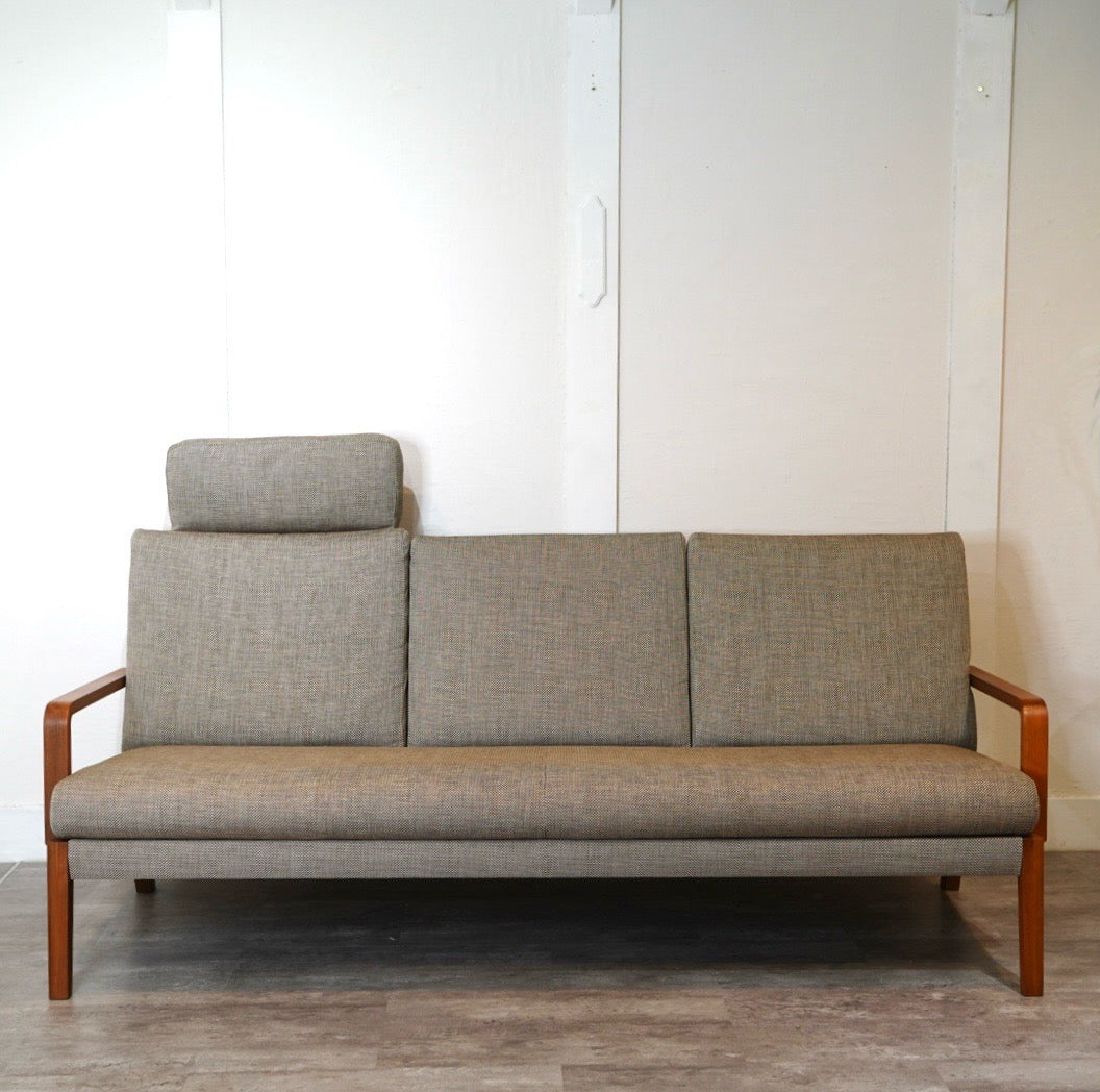 カリモク家具 karimoku WUモデル 3人掛けソファ WU4503 ヘッドレスト