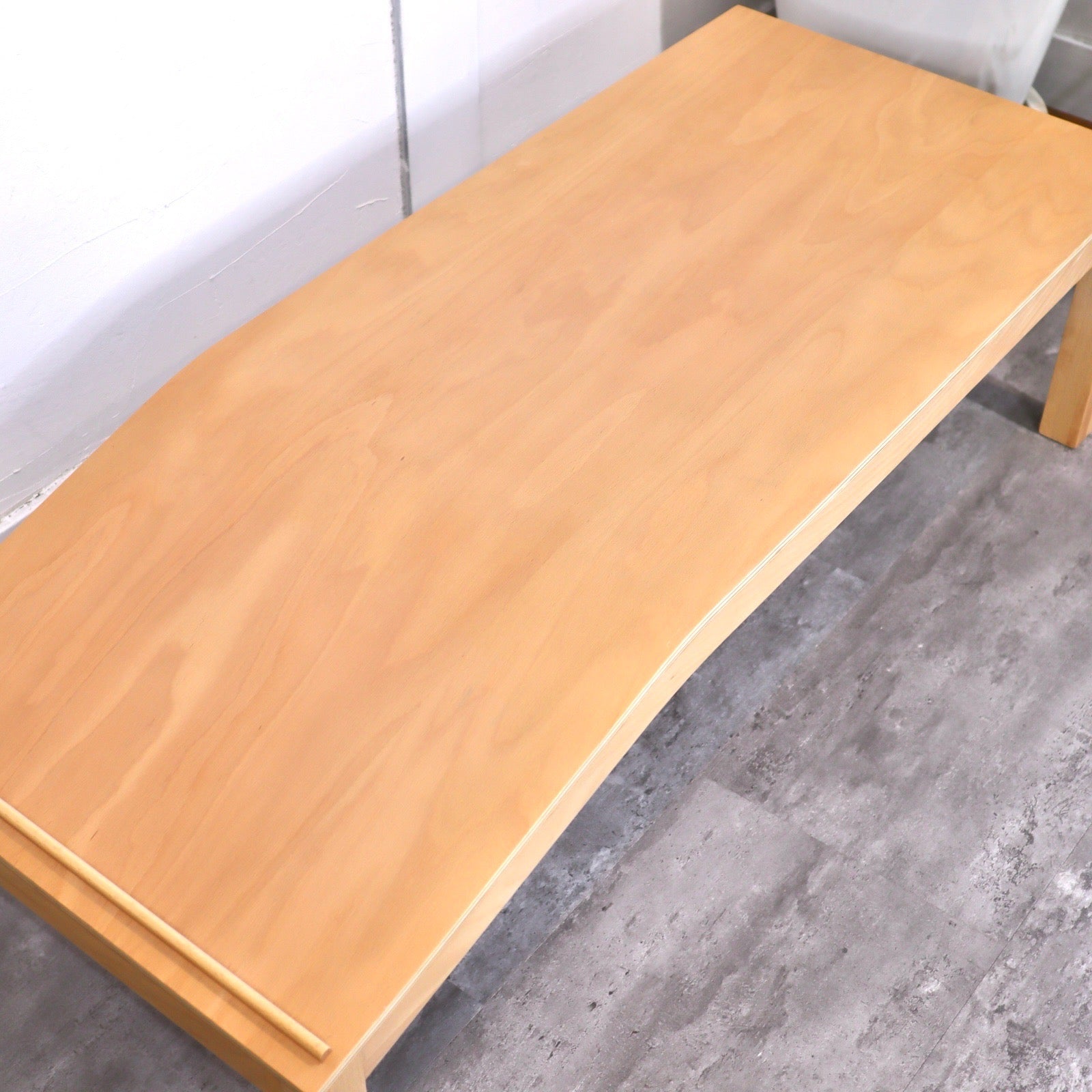 アクタス / ACTUS エホンななめテーブル 中古 勉強机 子供 ehon 絵本