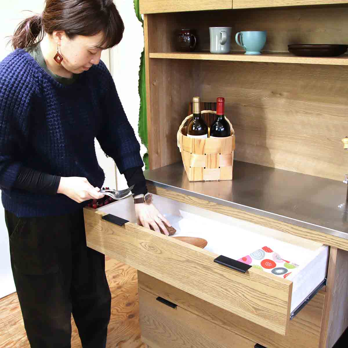 ウニコ / unico アディ キッチンボード 中古 カップボード 食器棚