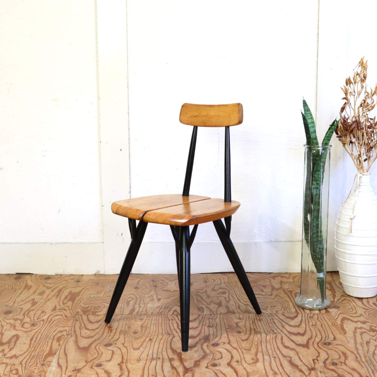 ラウカンプー / Laukaan Puu ピルッカチェア イルマリ・タピオヴォーラ