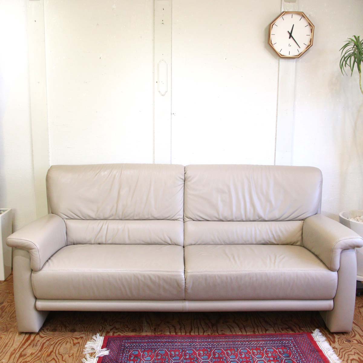 ヒモラ / himolla ベルク 3人掛け ソファ サンドベージュ IDC大塚家具