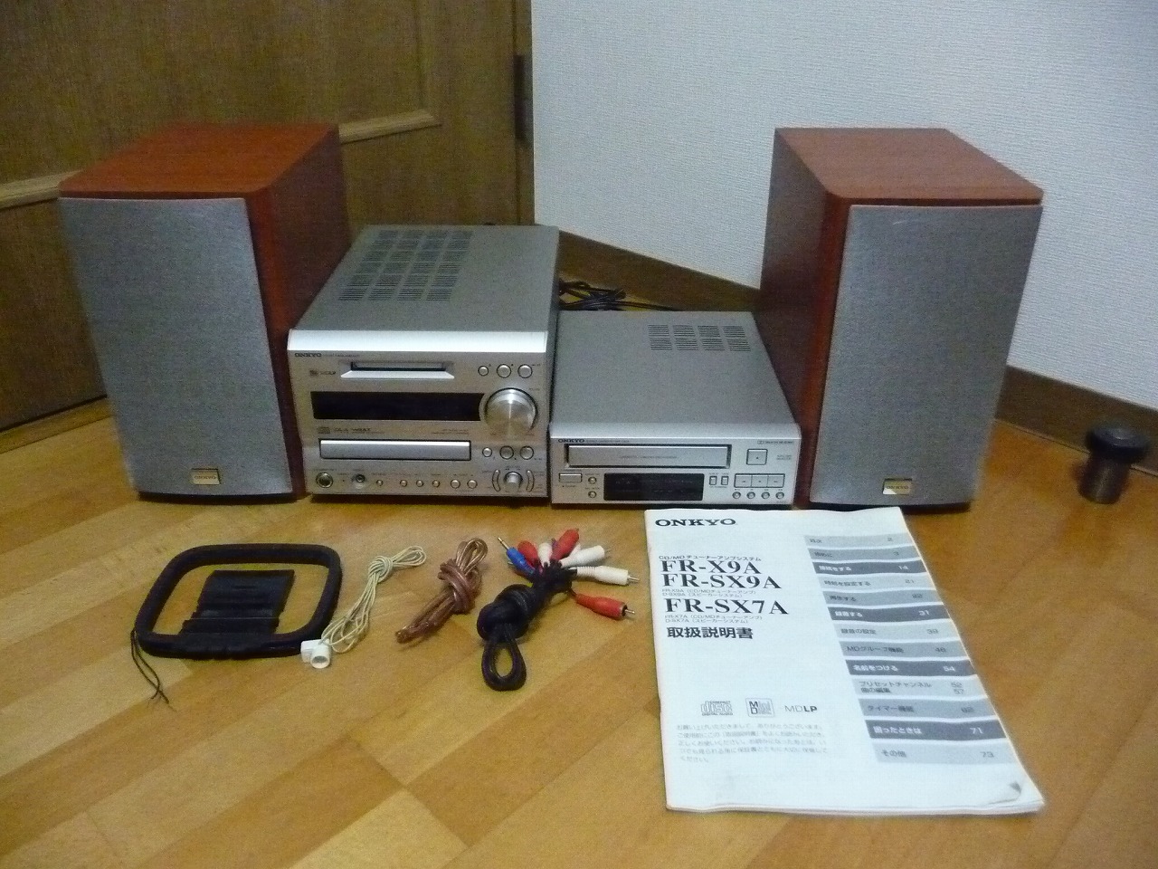 コンポ ONKYO FR-X7A K-SX7 D-SX7A カセットデッキ MDデッキ ラジオ