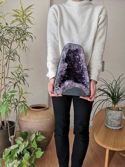 ウルグアイ産アメジスト10kgーtot 035