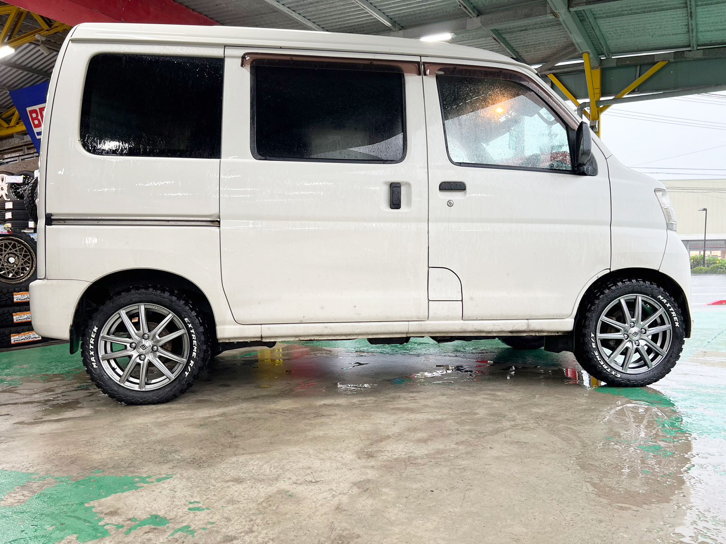 ダイハツ ハイゼットカーゴ SEIN SS 15×4.5J MAXTREK EXTREAM R/T 165