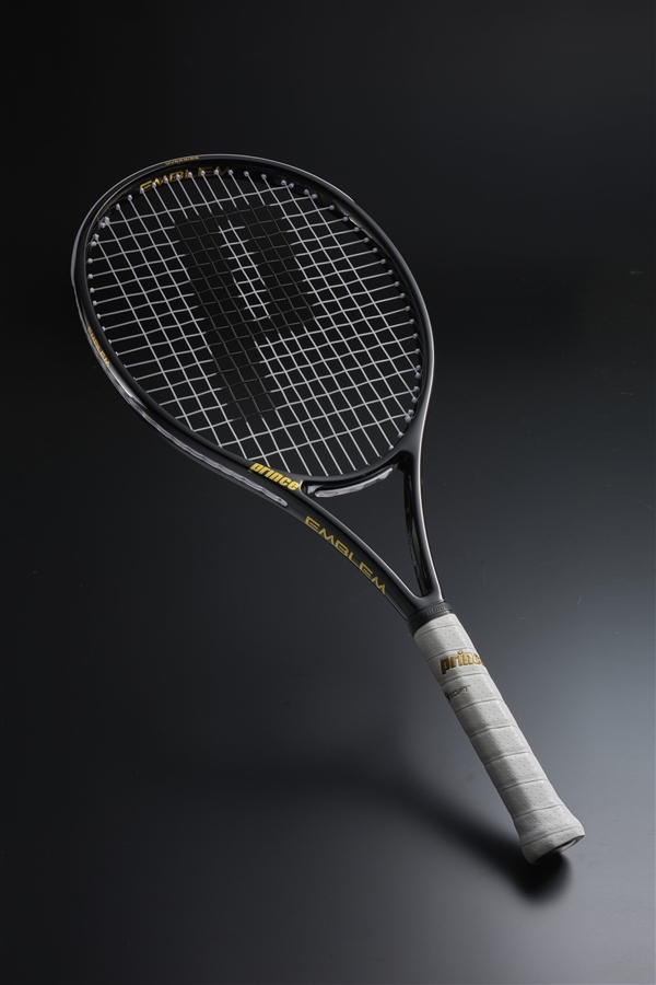 店舗ブログ『漆黒のエンブレム』予約開始のページです。