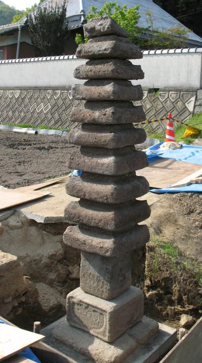 金剛寺十三重塔（こんごうじじゅうさんじゅうとう） - まんのう町の