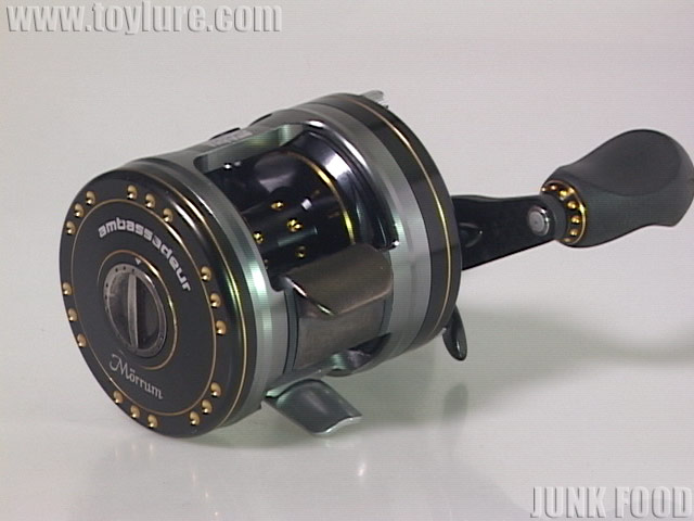 JUNK FOOD item: R-12598 モラム ZX3600 MAG