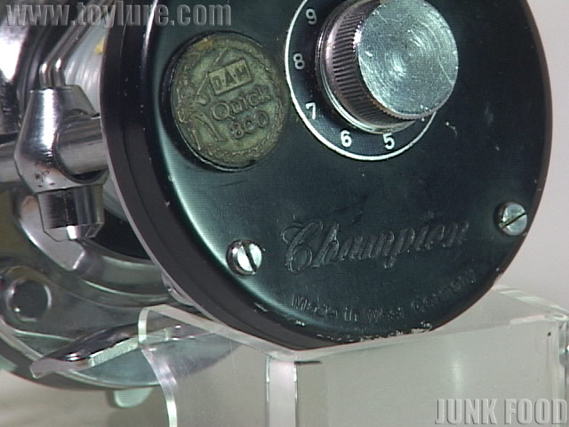 JUNK FOOD item: R-13517 Quick800 Champion ダムクイック800