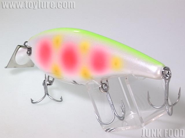 JUNK FOOD item: J-37475 ヨルマルシャッド