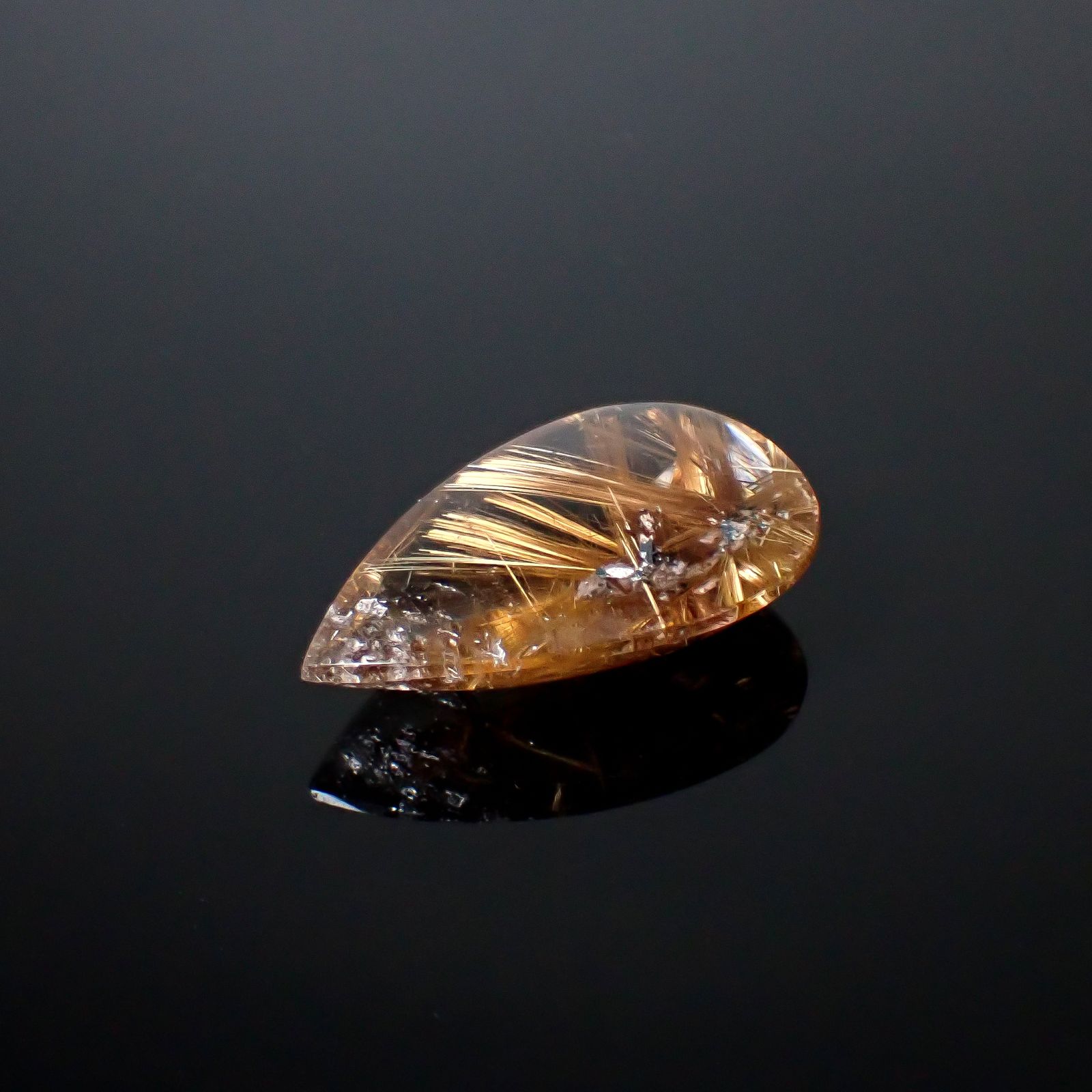 太陽ルチルクォーツ(宝石名ルチルレイテッド・クォーツ) ブラジル産