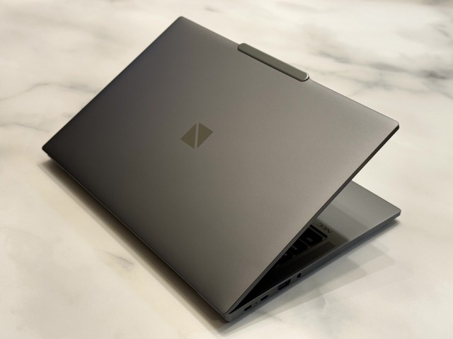 超久々に買ったWindowsノート「LAVIE NEXTREME」は“設定が趣味”という