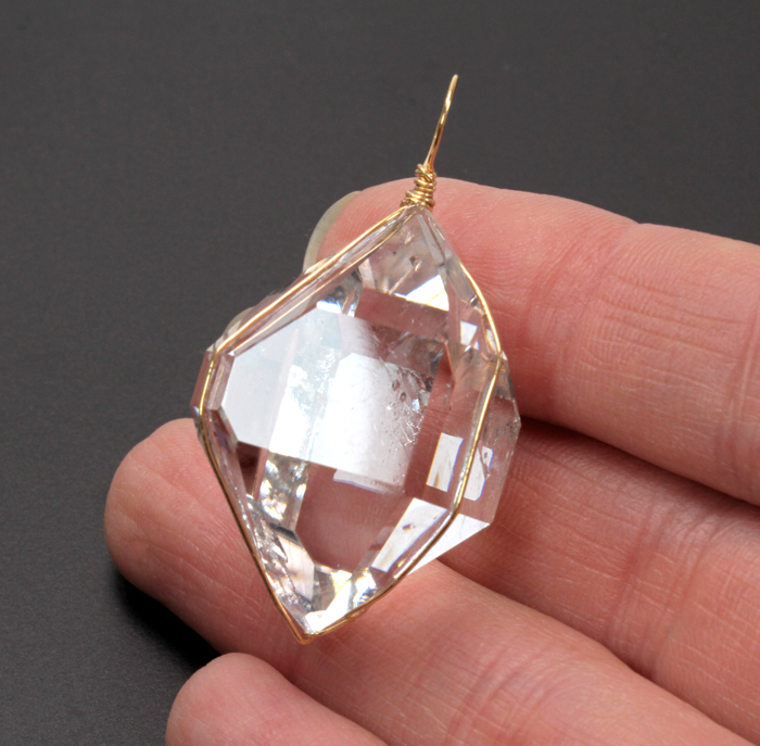 ハーキマーダイヤモンド【意味・効果まとめ】2025年版 |パワーストーン