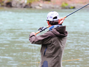 フライフィッシング入門 [ツーハンド用フライラインの選び方] | ティムコ